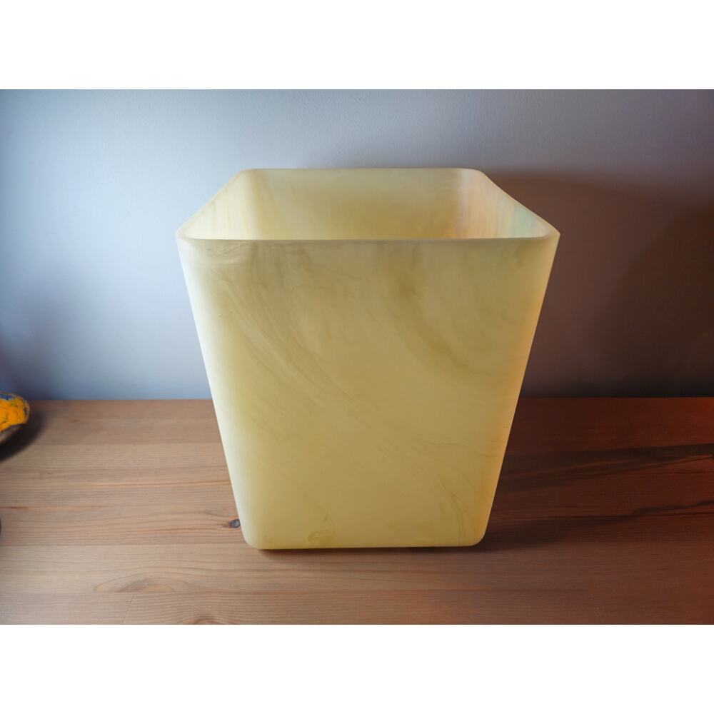 Martha Sturdy Mid Century Resin Waste Basket